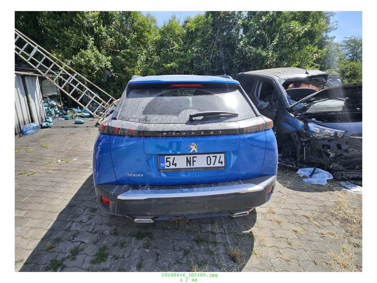 PEUGEOT 2008 Görsel 6