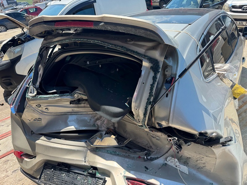 VOLVO V40 Görsel 10
