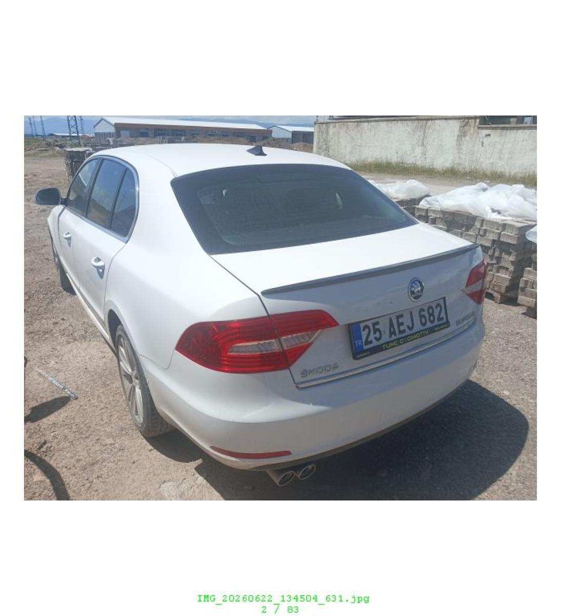 SKODA SUPERB Görsel 2