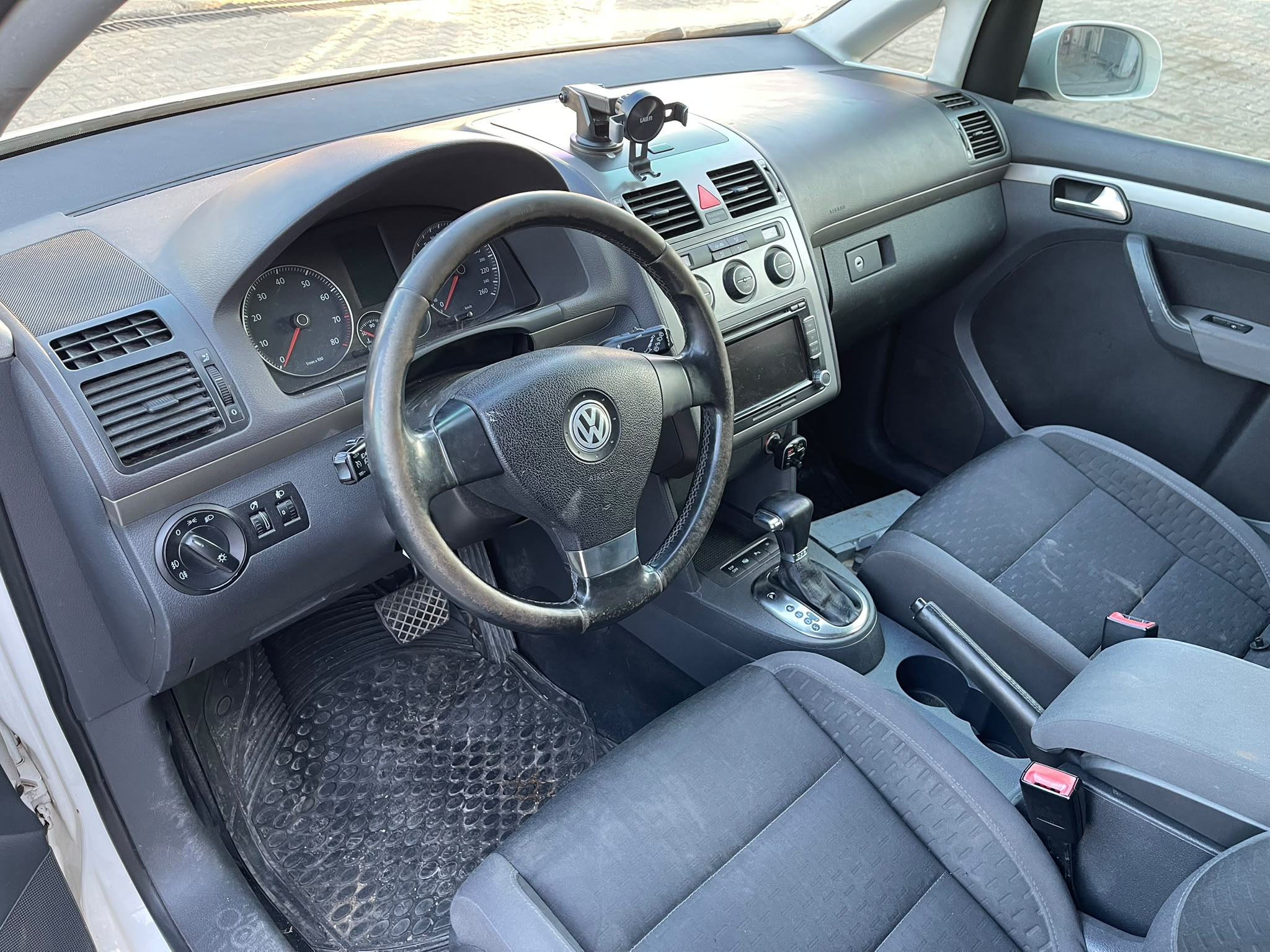 VOLKSWAGEN TOURAN Görsel 14