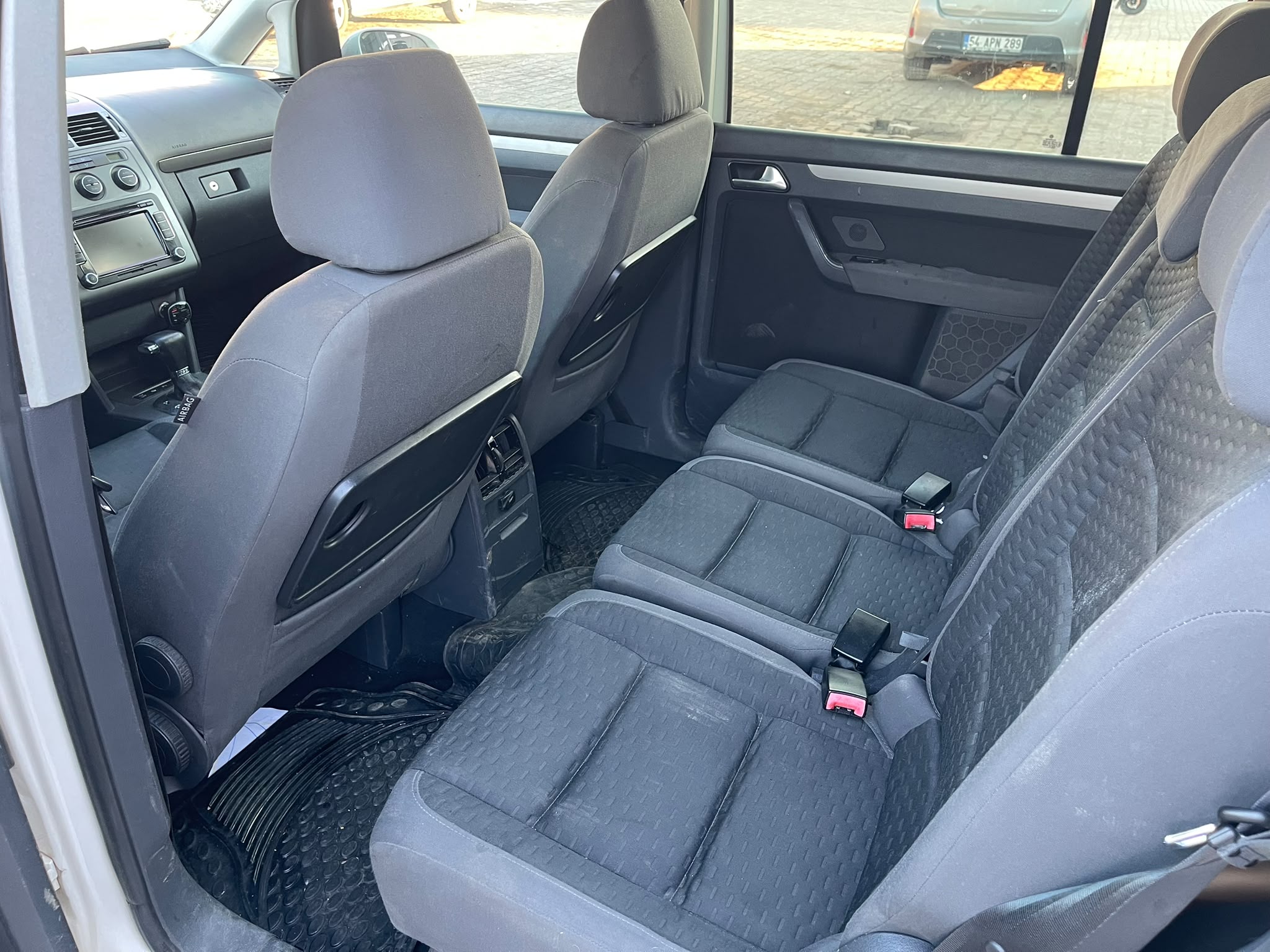 VOLKSWAGEN TOURAN Görsel 4