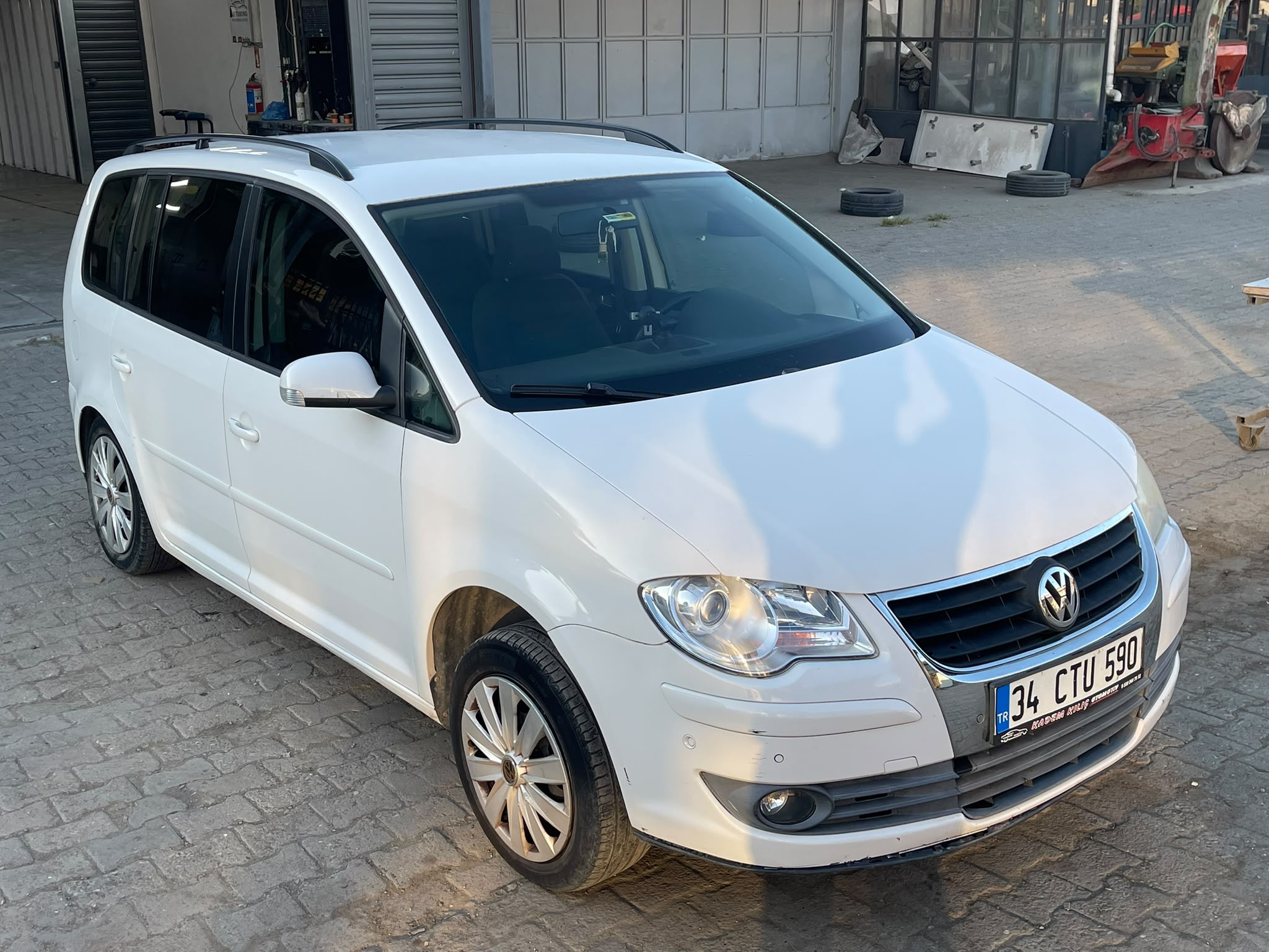 VOLKSWAGEN TOURAN Görsel 9