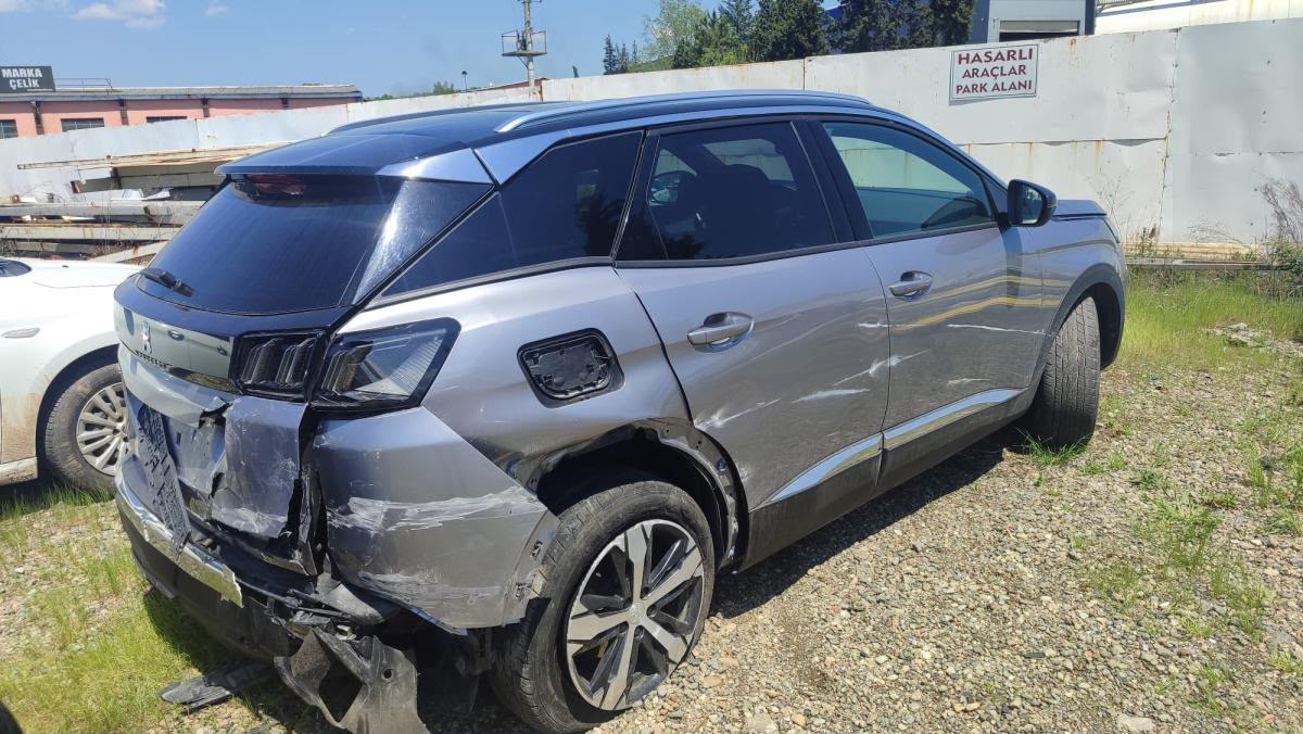 PEUGEOT 3008 Görsel 3