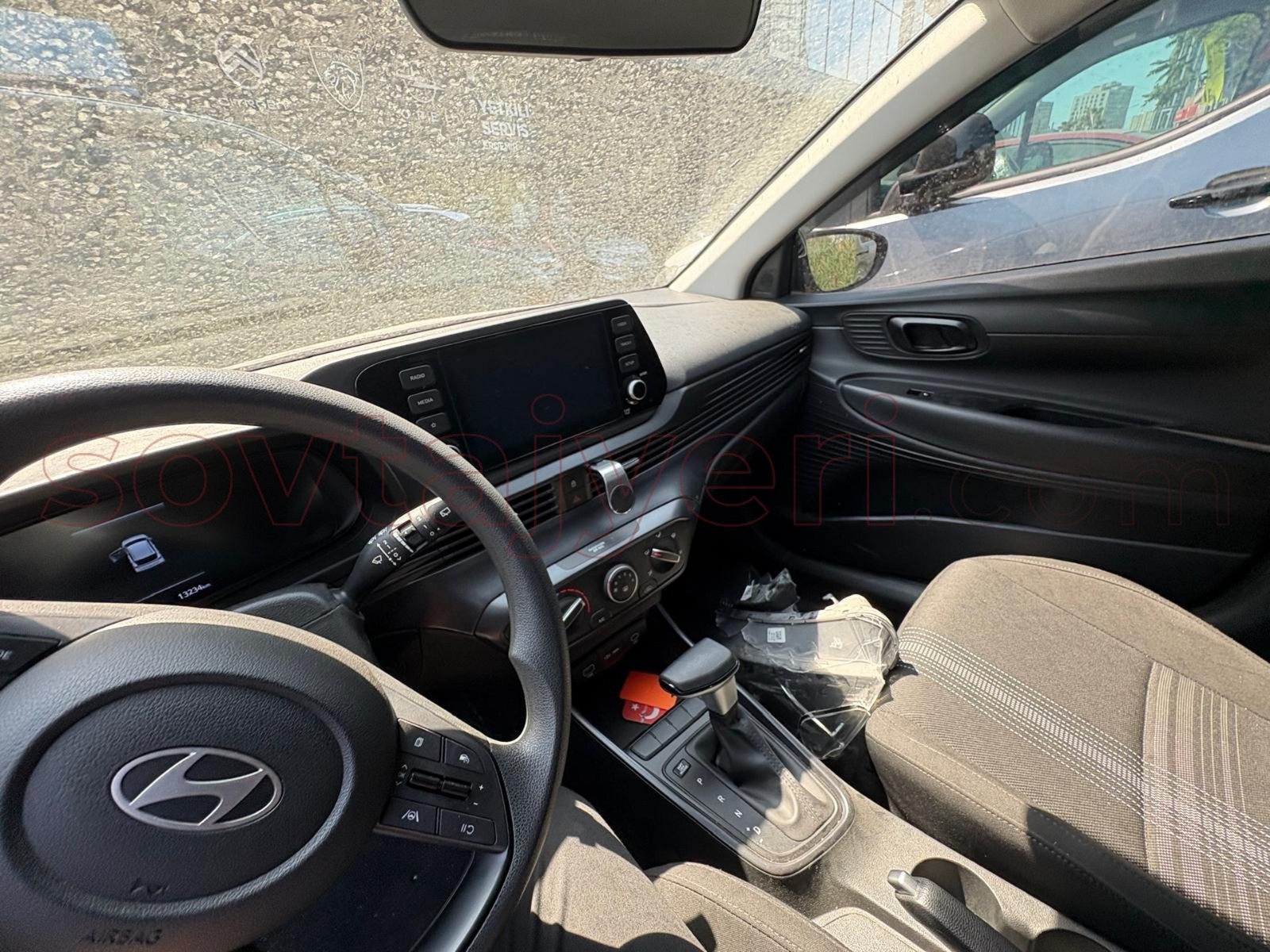 HYUNDAI İ 20 Görsel 3