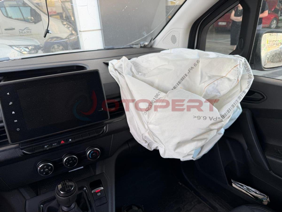 RENAULT KANGOO PANEL VAN Görsel 13