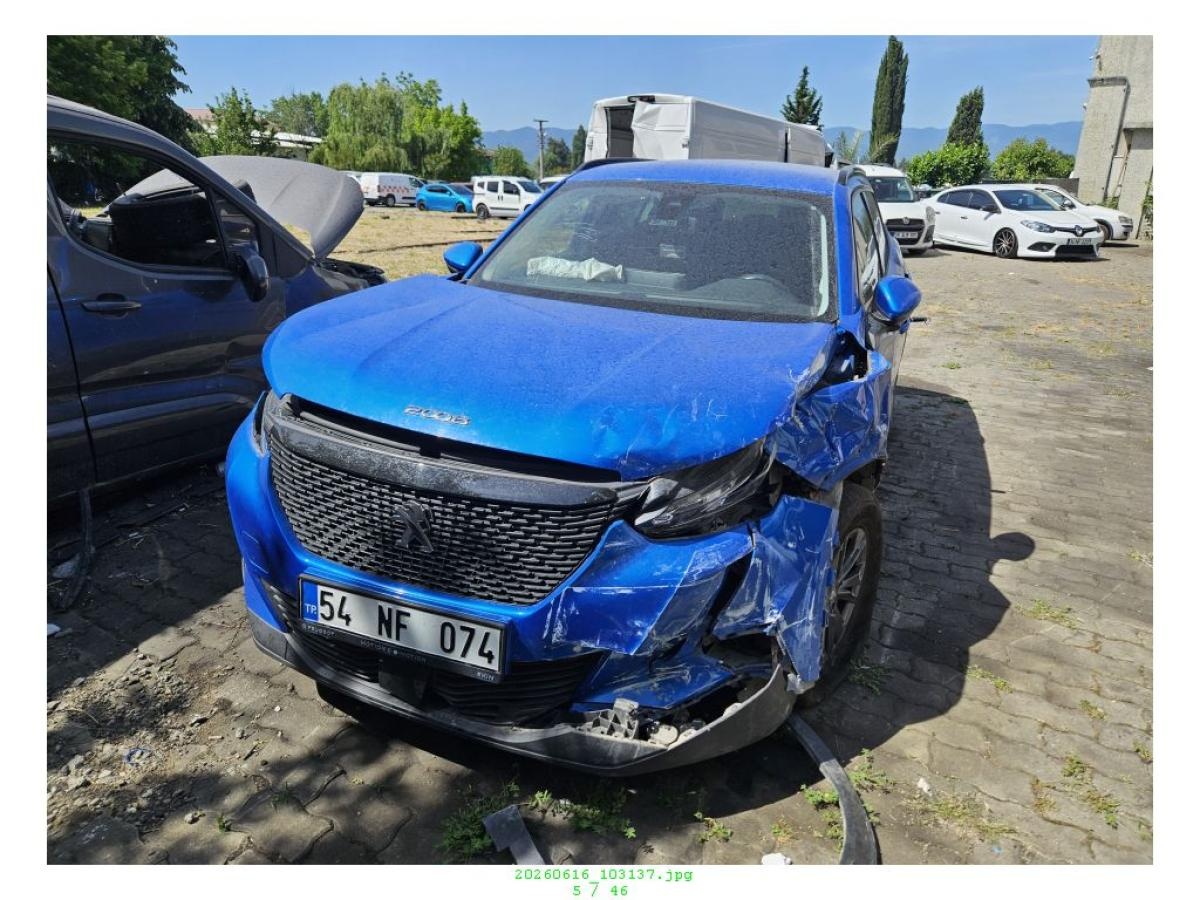 PEUGEOT 2008 Hasarlı Araç