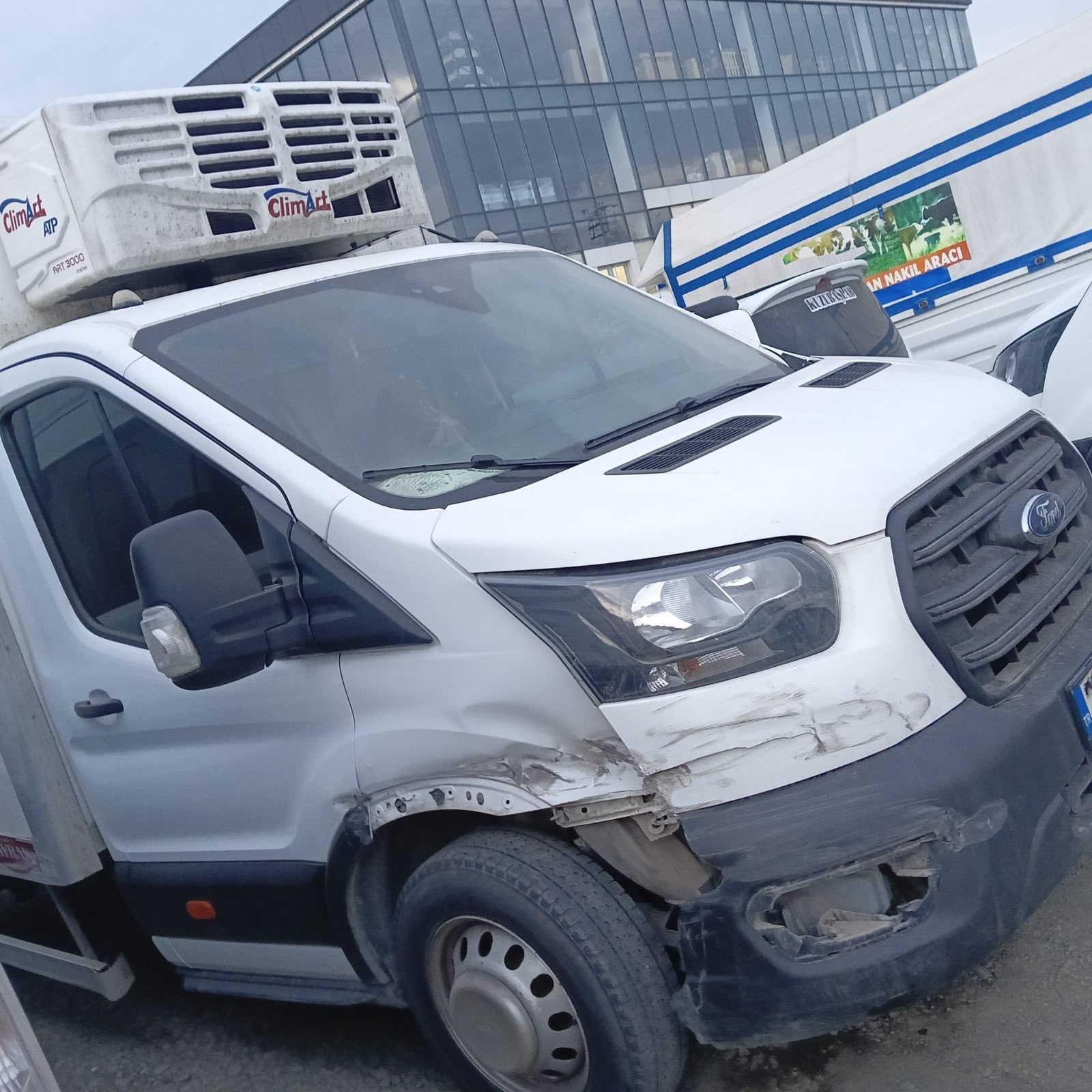 FORD TRANSİT  ÇİFT TEKER Hasarlı Araç