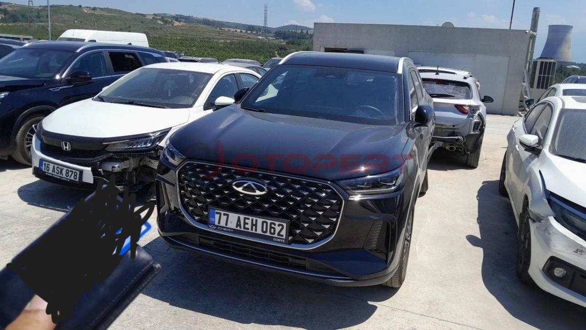 CHERY TIGGO 8 Hasarlı Araç