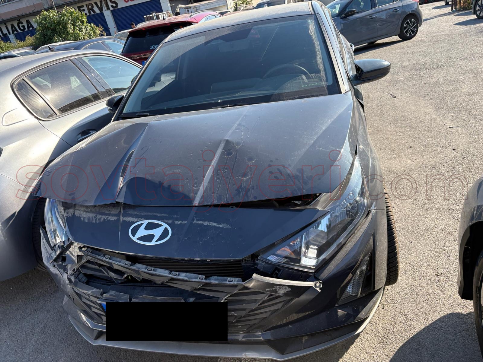 HYUNDAI İ 20 Hasarlı Araç
