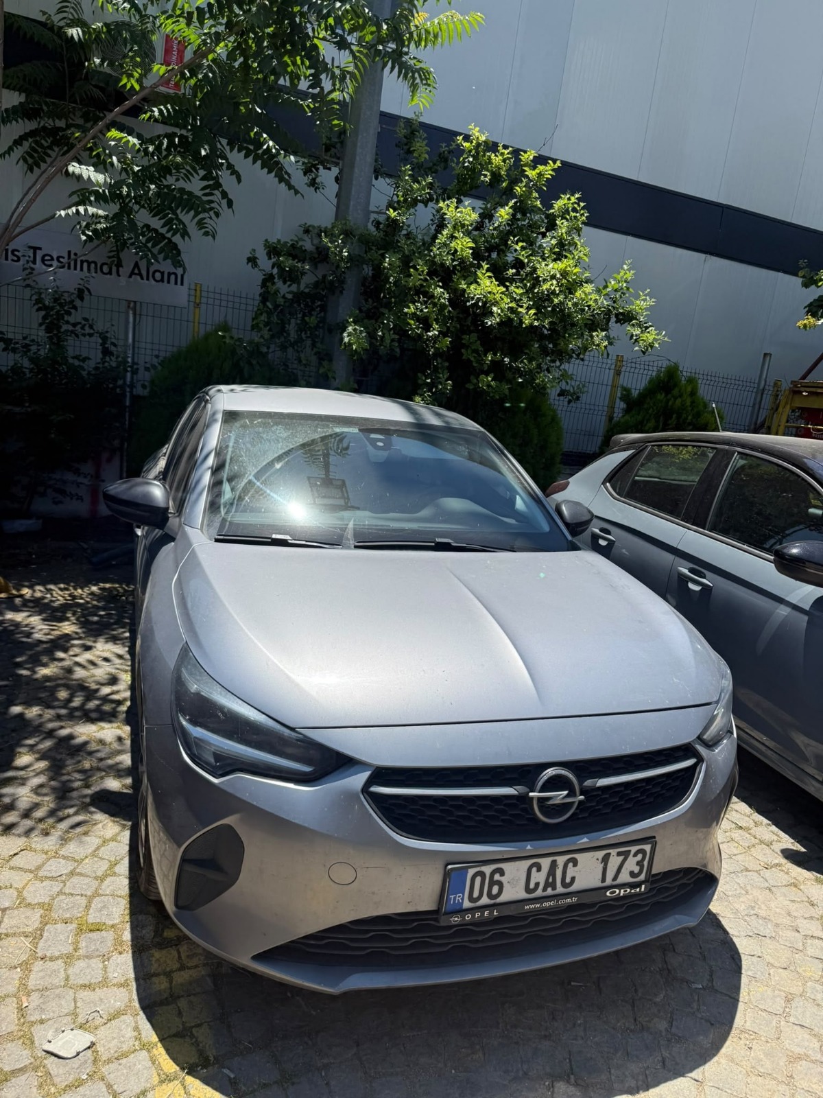 OPEL CORSA Hasarlı Araç